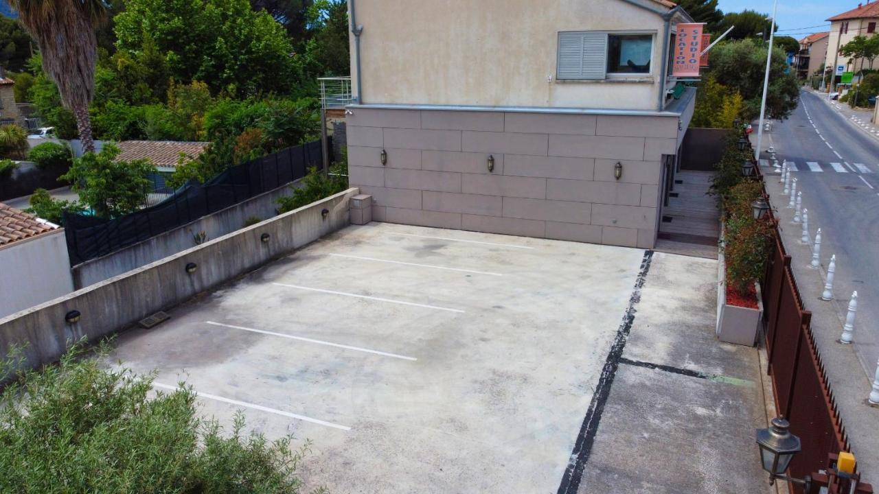 Studio Alon Ideal Pour Vos Vacances Ou Sejours Pros Saint-Cyr-sur-Mer Exterior photo